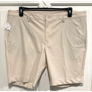 Jos A Bank - Traveler Men's beige shorts size 42 New with tag